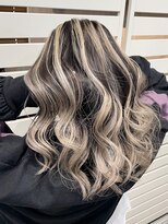 オアフ(Oahu)&nbsp;contrast balayage