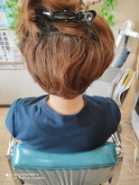カラクリビショウ(Kara-Kuri Bisho)&nbsp;丸みショートヘア
