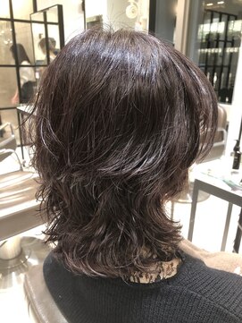 ネオリーブギンザ 銀座店(Neolive GINZA) ラベンダーカラーが可愛い　ニュアンスパーマ　ミディウルフヘア