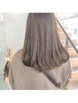 シロコウベ(shiro.kobe)&nbsp;地毛風ストレート０７