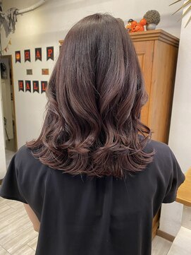 フラバー(flover) 上品でツヤのあるピンクブラウン×レイヤーカット/20代30代40代