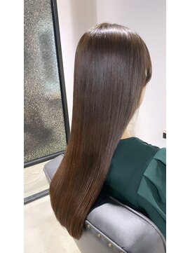 アリーズ シブヤ(ALLYS shibuya) 艶髪ストレート