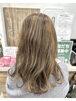 ディーボーイ 健軍店(D-BOY)&nbsp;ベージュ/ハイライト/白髪ぼかし