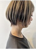 30代、40代 ショートボブ、アンブレラカラー、ショートスタイル