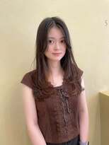 スニュウ(snuw)&nbsp;【snuw mina】レイヤーカット/顔まわりレイヤー/透明感カラー/