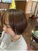 ぱつっとボブ_ブリーチ