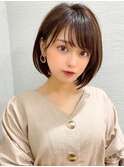 シースルーぱっつん前髪ミニウルフボブチェリーブラウン