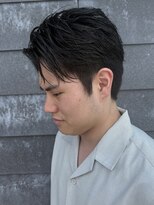 ヒュイル バイ ニアウ(Hwyl by Niau)&nbsp;メンズマッシュセンターパートスパイラルパーマニュアンスパーマ