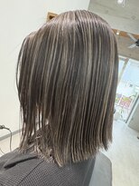 タイト(tyto)&nbsp;【ブリーチあり】3Dハイライト切りっぱなしボブ