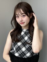 トリッカ シブヤ(TRICCA SHIBUYA)&nbsp;くびれ巻き/ブリーチ無しカラー/小顔カット/顔周りレイヤー