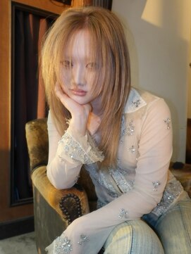 ブロック ジャポン(bloc japon) レイヤーカット セミロング ミディアム ベージュカラー