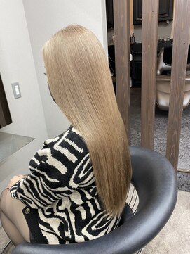 エミーバイモアムー(Emmie byMoremuu) 【埼玉YU-TA ギャルスタイル】