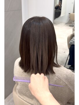 カノイ 銀座中央通り(KANOI) イエベ春一推し愛らしいマロンブラウン☆