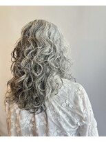 ピュアソウル(Pure Soul) くせ毛で良かった!くせ毛を活かすミディアムレイヤー