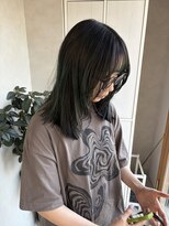 イルウィ(irwi)&nbsp;【miku/トレンド】ハッシュカット/ルーツカラー/門前仲町