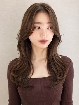 モト 船橋(moto) 韓国ロングレイヤー顔周りカット上品艶髪オリーブベージュ船橋