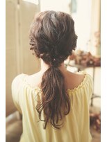 フレイムスヘアーアンドリラックス 西川口店 ねじり簡単アレンジ♪【フレイムス西川口】