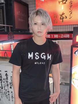 ミッシェル アフロート(michelle afloat) ◇センターパートのシルバーウェーブウルフ◇