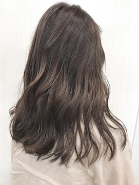 ヘアサロンアンドカフェ エイチプラス(H plus) 大人セミディ