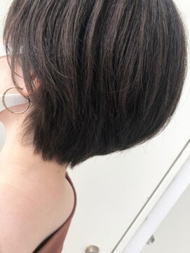 ジーナ 梅田(Zina) 女性の【前髪 /ココアブラウン/大人かわいい/フリンジウェーブ】