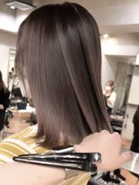 サイン 表参道(SIGN)&nbsp;バレイヤージュハイライトグラデーションカラーベージュカラー