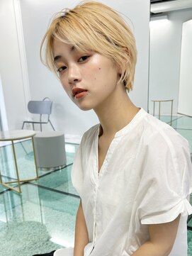 ムード タテマチ(mood tatemachi) くびれハイトーンショート