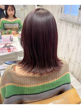 レイラバイアフロート 吉祥寺(Lila by afloat) カシスレッド/レッドカラー/艶髪/艶カラー