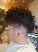 メンズ/パーマスタイル/ツーブロック刈り上げ