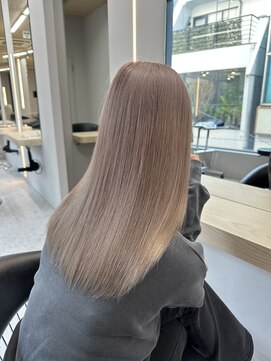 天神美容室 [天神/ブリーチ/ダブルカラー/髪質改善/ミルクティー/学割U24]