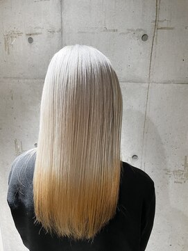 ブランシェ 西松山店 ホワイト×オレンジ