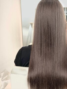 カリーナコークス 原宿 渋谷(Carina COKETH) ケアブリーチ/インナーカラー/ダブルカラー/ボブ/レイヤーカット