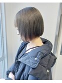 プラチナグレージュ