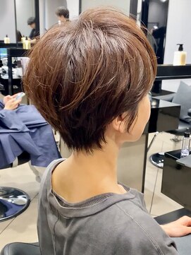 ハルキ ミナト ジャパン オオサカ(HARUKI MINATO japan OSAKA) 40代50代60代白髪マッシュショートボブ大人美人くびれ髪質改善