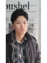 ヤマグチ トゥシェル ヘアー&メイク ヘアーアンドメイク&nbsp;メンズ 簡単スタイリング 2ブロック カジュアルパーマ スタイル