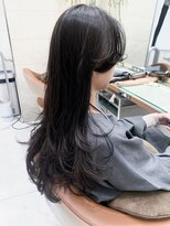 ピークアブー 原宿ハラカド(PEEK-A-BOO)&nbsp;ロングレイヤーハッシュカット顔まわり黒髪ヘアスタイル