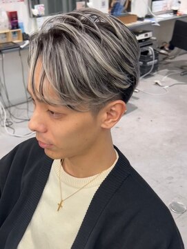 キング(K!ng) 縮毛矯正髪質改善ハイライトレイヤーカット枚方美容室エクステ