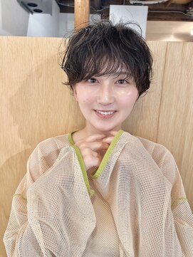 ティーヘア トナリ(t.hair tonari) 20代小顔マッシュショート/シースルーバング/透明感ヘアカラー