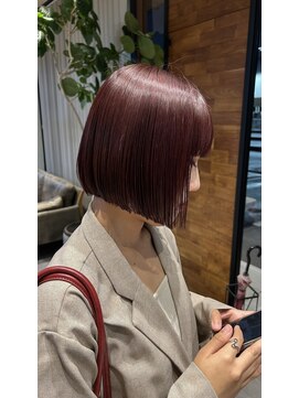 モスト ブリヤン(MOST BURYAN) ぷっつんボブ×ボルドーカラー