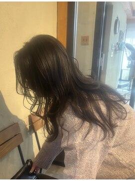 コモレビ(komorebi) 【八田瞳】似合わせカット/ルーズパーマ風レイヤーカット