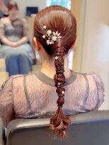 フォーエス(4S)&nbsp;タイト編み下ろし～結婚式お呼ばれヘアアレンジ～