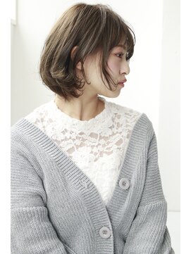 ノット 表参道青山(knot) 【knot】エアリーショート　ベージュカラー 2