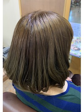 プレッソヘアー Presso hair グラデーションカラーで毛先グリーン