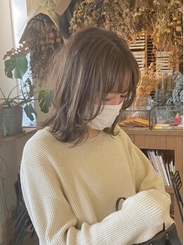 ホルムヘア(holm hair)の写真/光で艶が出る透明感◎肌なじみのいいカラーでワンランク上の抜け感が叶う♪理想のカラーに出会える―holm★