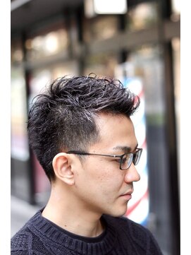 ヘアーアンドグルーミング ヨシザワインク(HAIR&GROOMING YOSHIZAWA Inc.) 30代40代50代サイドフェードショート黒髪ベリーショート理容室