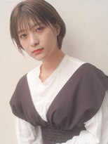 レジュアル(RESSUAL) グレージュ 大人かわいい フェザーバング マッシュショート