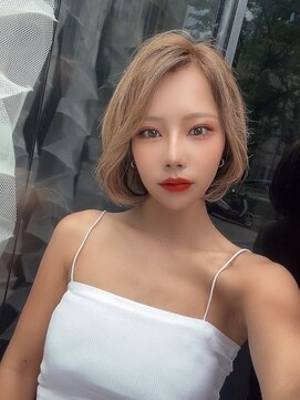 ロンド ストラーダ 心斎橋(Lond strada) 韓国前髪顔周りロング×インナーグレージュ[心斎橋/髪質改善]