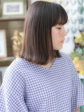 カバーヘア ブリス 川口(COVER HAIR bliss) ダークグレージュ小顔韓国風ぶつ切りボブT1川口20代30代40代