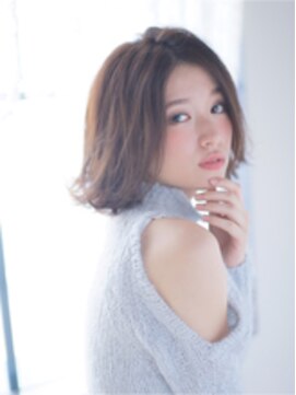 オジコロジ(ojiko.roji) ☆月曜営業☆ojiko.大人可愛い外はねボブ