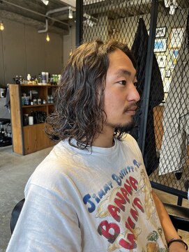 レベル(REVEL) メンズミディアムレイヤースタイル