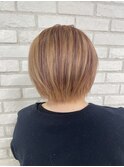 ショートボブ×ローライトピンクベージュ